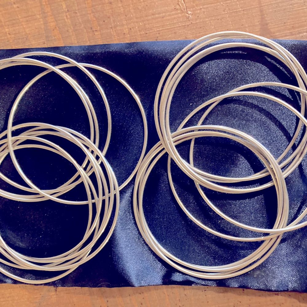 Interlocking Sterling Bangle Bracelets (98 g). Similar to Silpada 21 Salaute